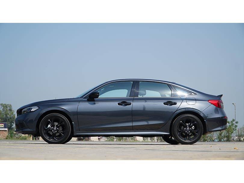 Honda Civic RS side